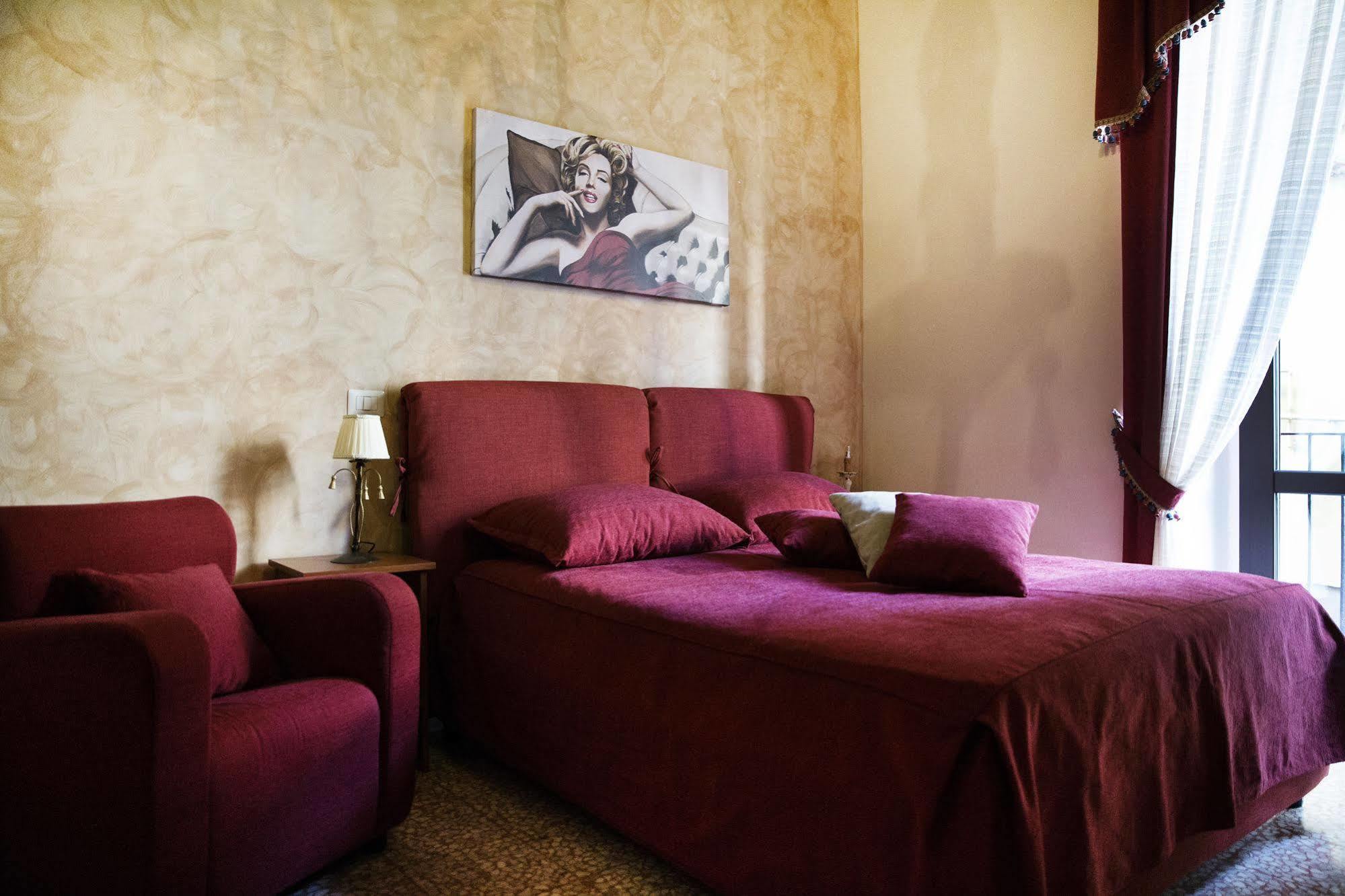 B&B Rochel Napoli Extérieur photo